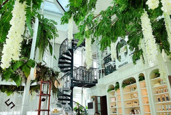 浮華與美食的浪漫對談：曼谷玻璃屋餐廳 Organika House