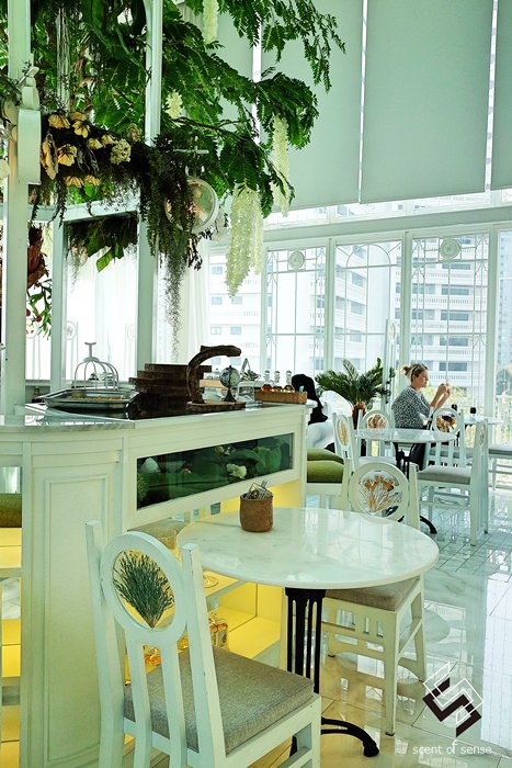 浮華與美食的浪漫對談：曼谷玻璃屋餐廳 Organika House - 質人星球。品玩生活 sosense.tw