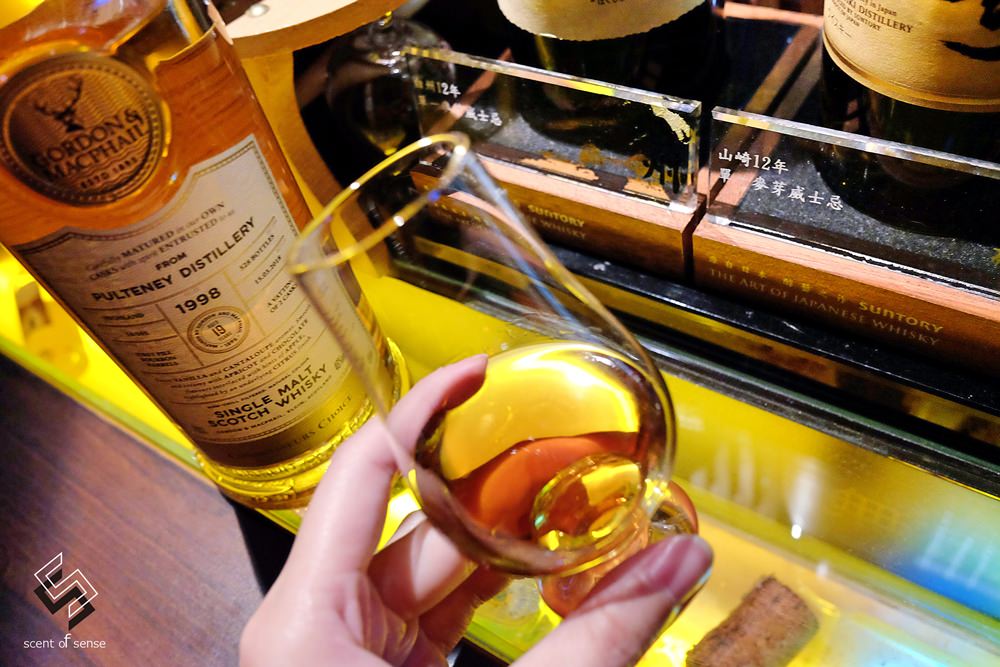 沒有愛情的時候，我們喝酒【後院 L'arrière-cour】 威士忌博物館 Whiskey Bar - 質人星球。品玩生活 sosense.tw