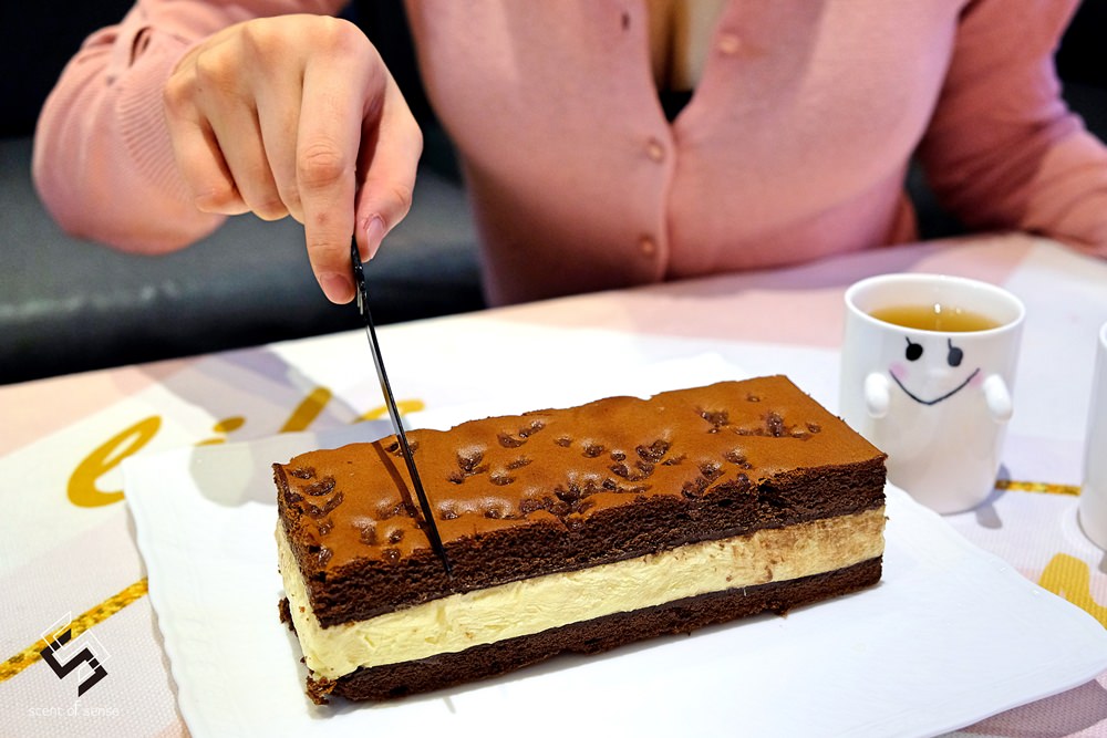 治癒甜食成癮症，配方就在《法國的秘密甜點》統一時代店。生日蛋糕秘密花園醇可可 - 質人星球。品玩生活 sosense.tw