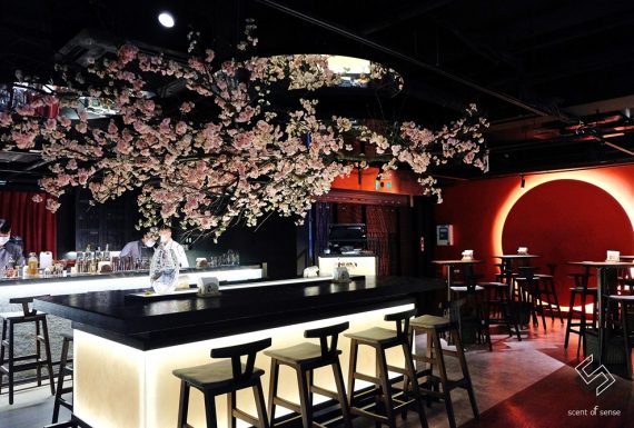 嗜酒為美，櫻花樹下的茶香邂逅【Bar Weekend】台北大安區酒吧推薦