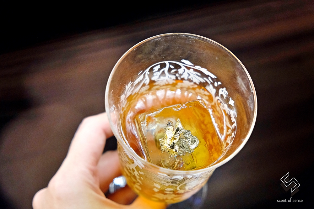 台北夜生活新浪潮 ★《吾鄉清粥小菜》樓下的神秘酒吧《日翼 Bar》 - 質人星球。品玩生活 sosense.tw