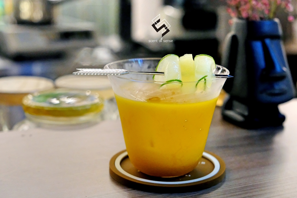台北夜生活新浪潮 ★《吾鄉清粥小菜》樓下的神秘酒吧《日翼 Bar》 - 質人星球。品玩生活 sosense.tw