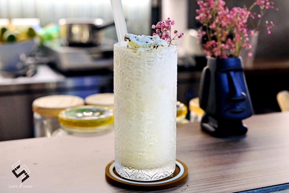 台北夜生活新浪潮 ★《吾鄉清粥小菜》樓下的神秘酒吧《日翼 Bar》 - 質人星球。品玩生活 sosense.tw