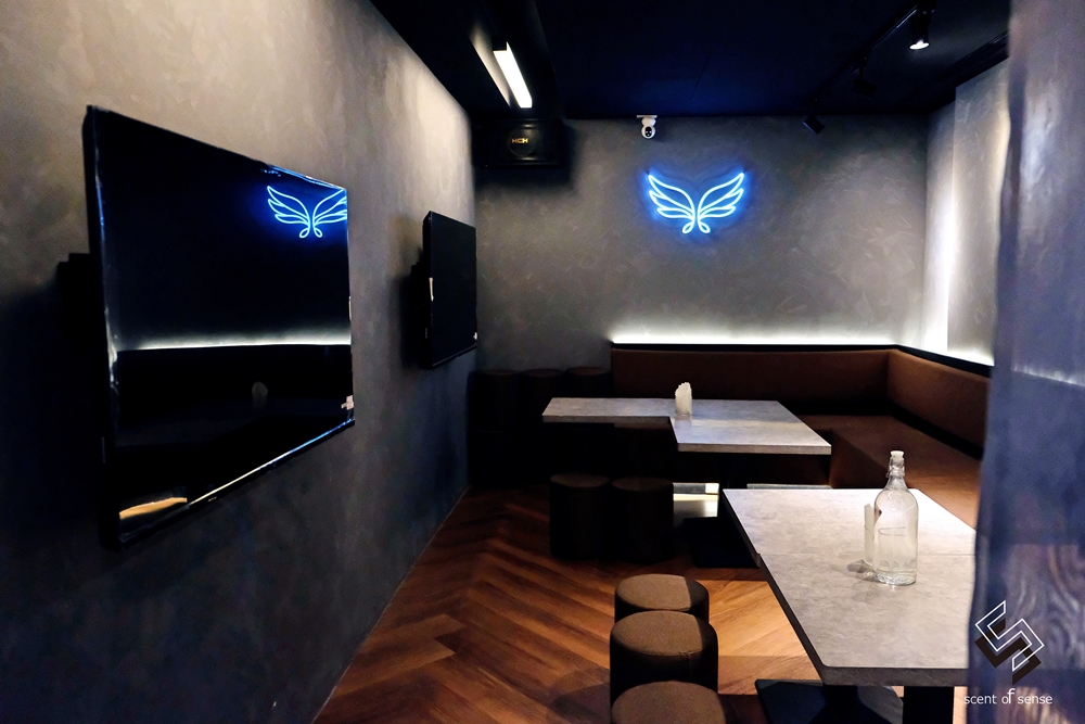 台北夜生活新浪潮 ★《吾鄉清粥小菜》樓下的神秘酒吧《日翼 Bar》 - 質人星球。品玩生活 sosense.tw