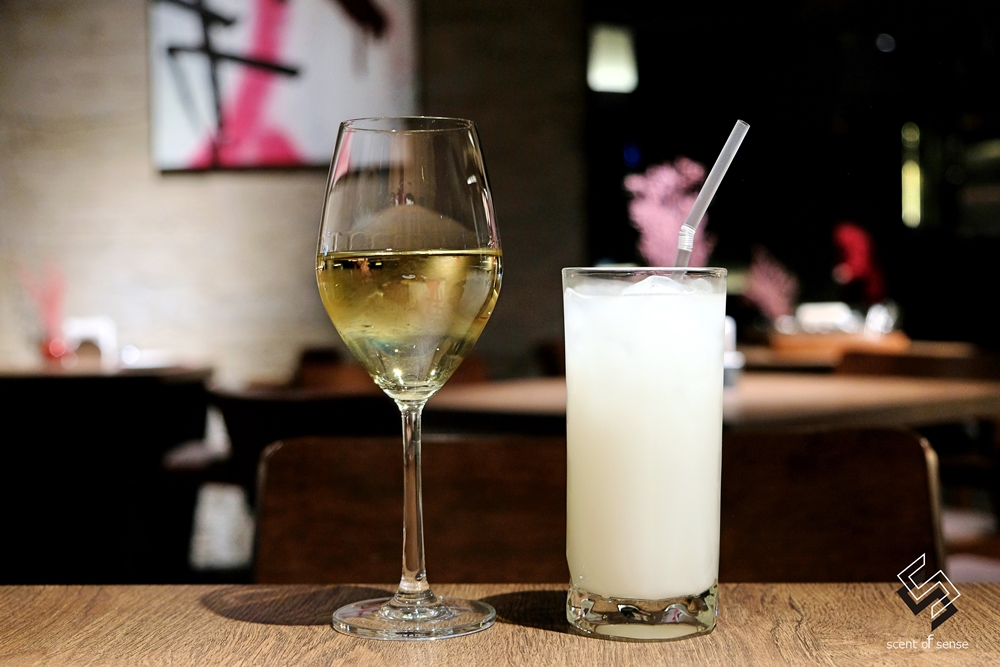 將炙熱留在盤中，把心安放在此【UCHI 吾居炭火餐酒】台北東區餐酒館 - 質人星球。品玩生活 sosense.tw