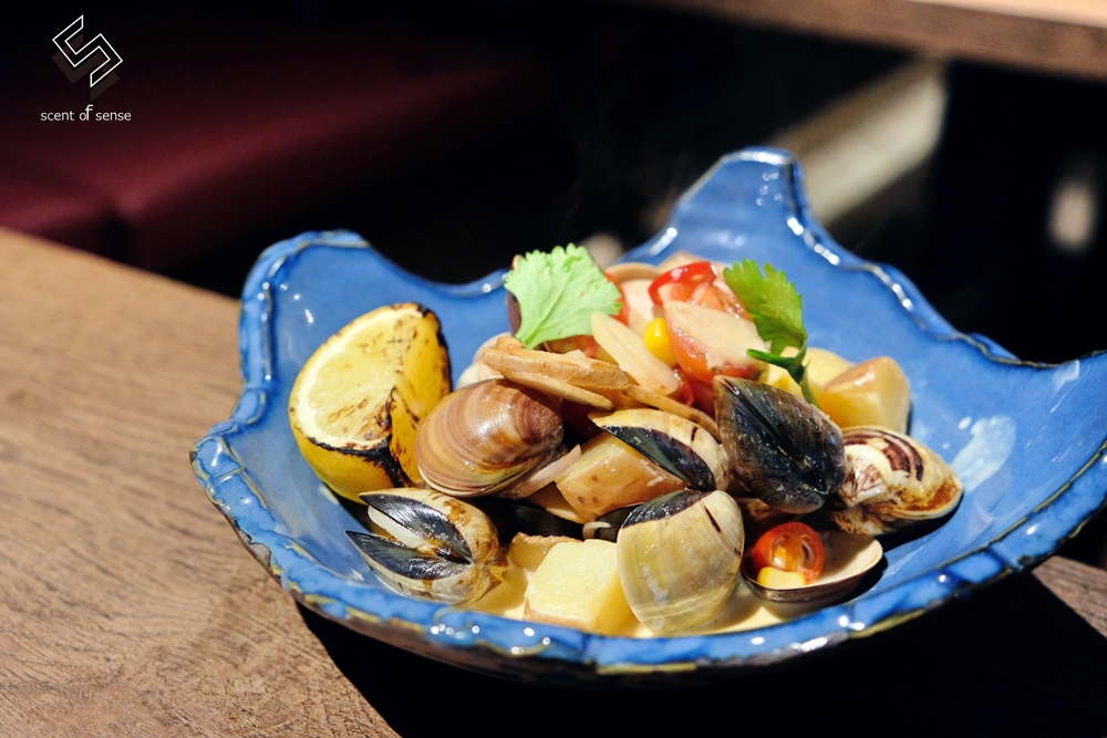 將炙熱留在盤中，把心安放在此【UCHI 吾居炭火餐酒】台北東區餐酒館 - 質人星球。品玩生活 sosense.tw