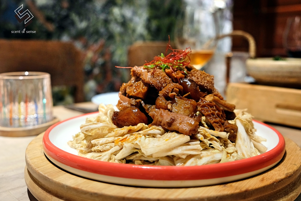 用一鍋雞湯，開啟一場隱秘的宴席《春韭 晴光店》中山區無菜單私廚推薦 - 質人星球。品玩生活 sosense.tw