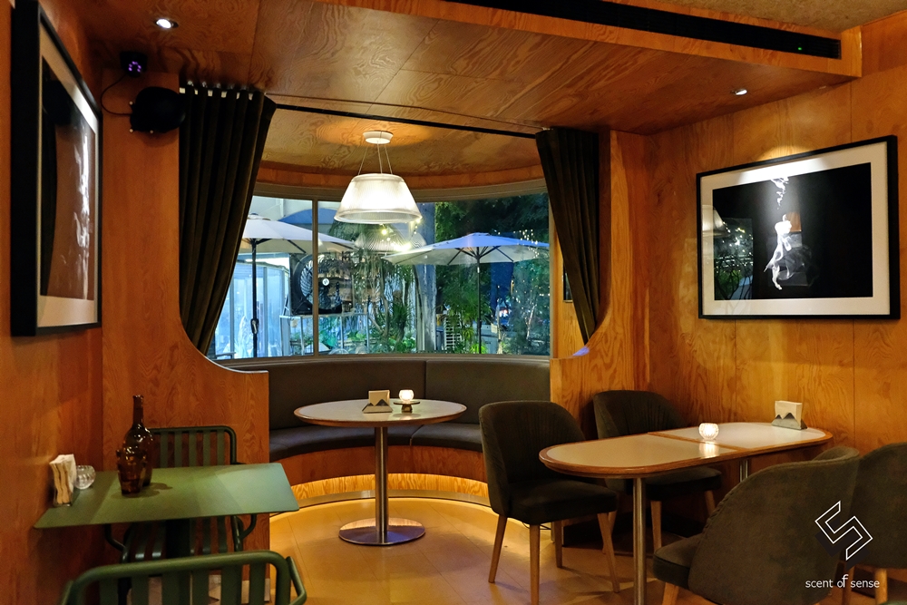 在一杯酒裡，試探彼此的距離【Petit Petit Bar & Coffee】沛提沛提酒吧 & 咖啡 寵物友善．台中酒吧 - 質人星球。品玩生活 sosense.tw