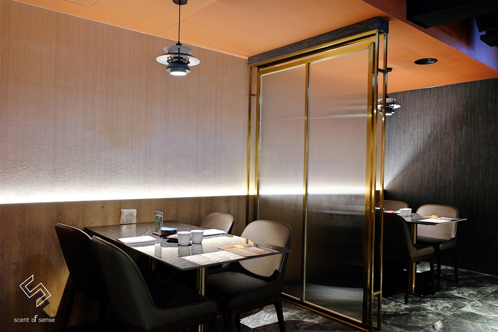 微醺自由，登上酒吧等級的《Roado 麓島居酒聚場》桃園藝文特區全時段居酒屋 - 質人星球。品玩生活 sosense.tw