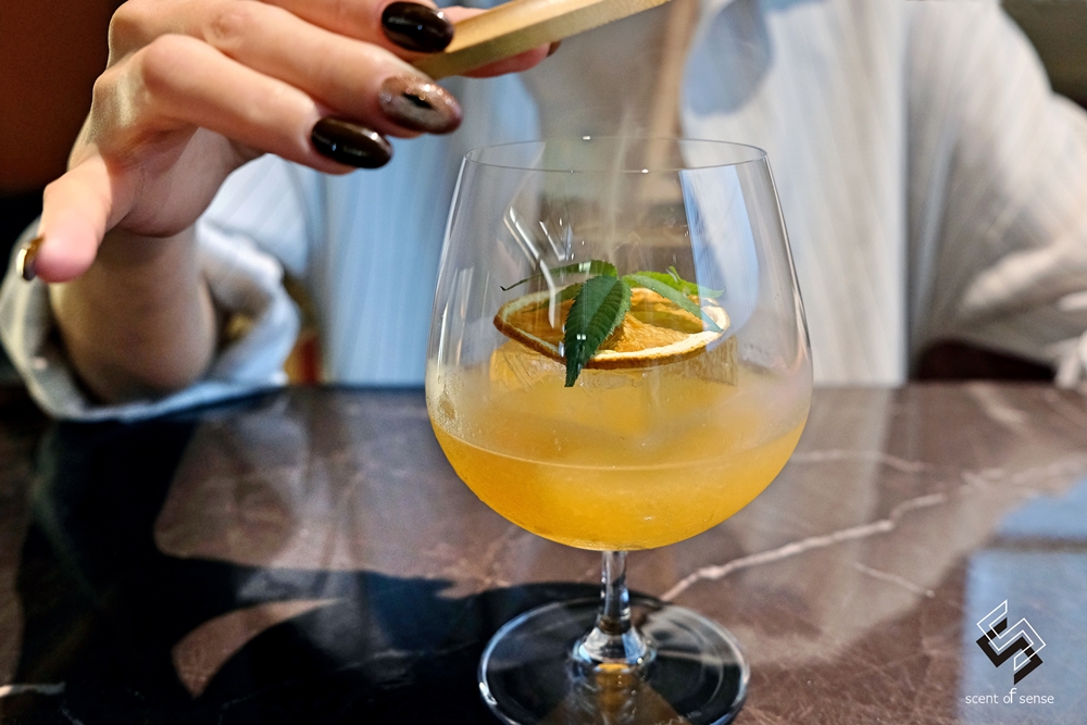 微醺自由，登上酒吧等級的《Roado 麓島居酒聚場》桃園藝文特區全時段居酒屋 - 質人星球。品玩生活 sosense.tw