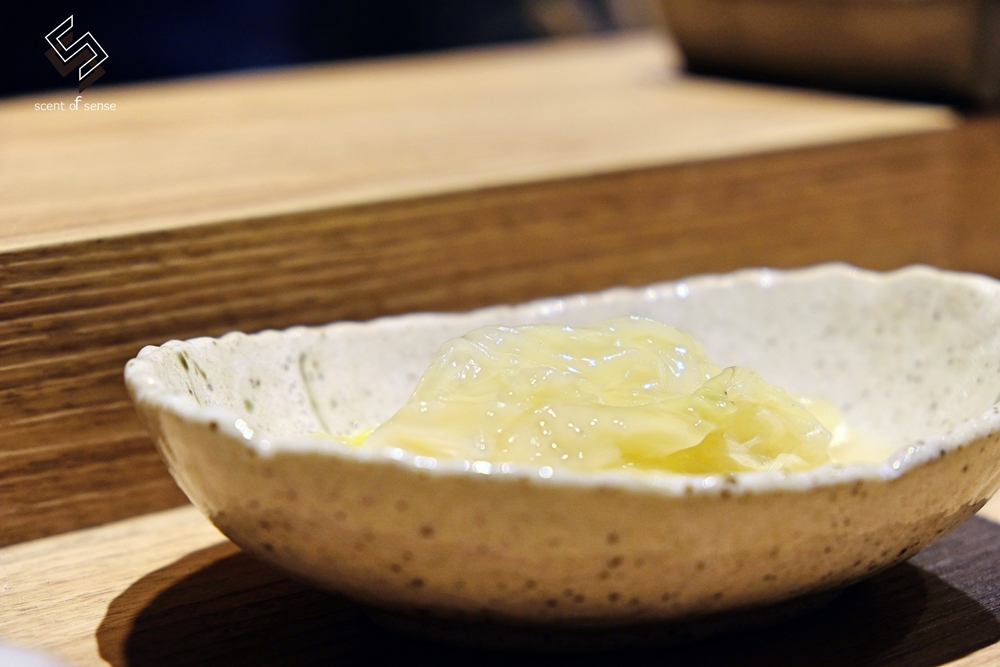 冷雨繪浮生，炭火破霧炙潮香【在水 ZaiSui】基隆無菜單燒鳥推薦 - 質人星球。品玩生活 sosense.tw