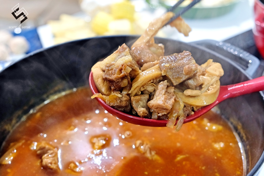 杯光交錯間，舀起一池豐盛的人間煙火《全國麗園大飯店．一斤肉牛肉爐》宅配推薦 - 質人星球。品玩生活 sosense.tw