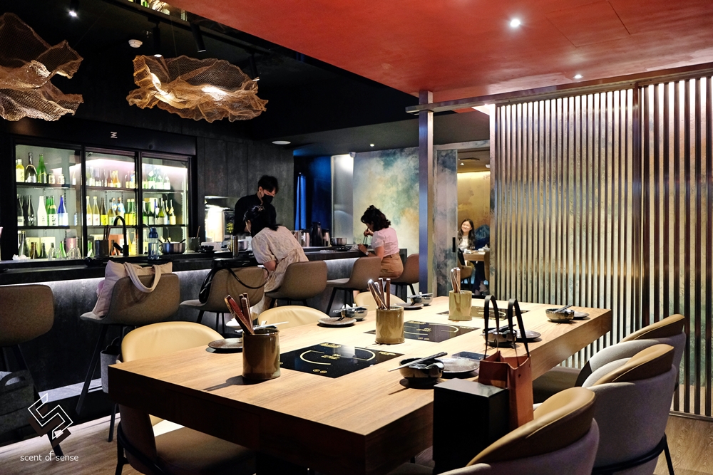 酸麻醺共振，解析愛情的風味公式【王匯所 Ong Lab】東區新潮派酸菜白肉鍋 - 質人星球。品玩生活 sosense.tw